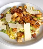 caesar-salad_mit_lachs.jpg